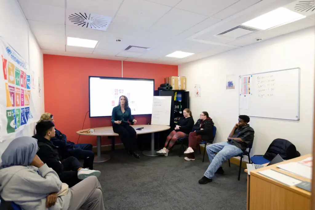 A Global Citizenship Education (GCE) workshop on the Sustainable Development Goals (SDGs) with diverse set of 6 learners led by our GCE facilitator. Photographed by Paul Reardon.
