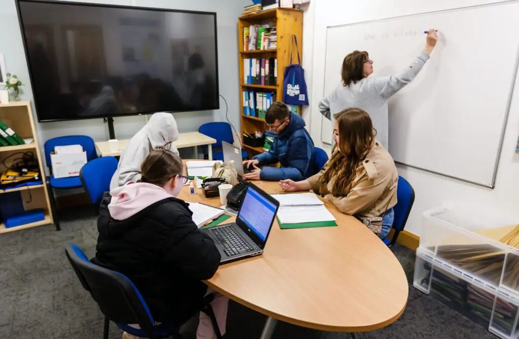 A engaging session on culture studies with a group of 4 young adults led by our business and culture studies tutor. Photographed by Paul Reardon.